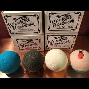 Bathbombs